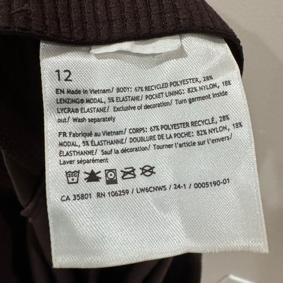 lululemon ribbed softstreme zip-leg high-rise cropped pant 25” size 12 - Picture 13 of 16